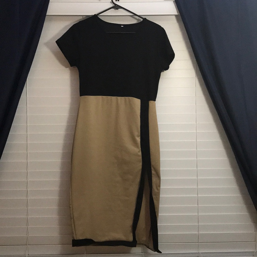 👗Back & Tan Dress👗